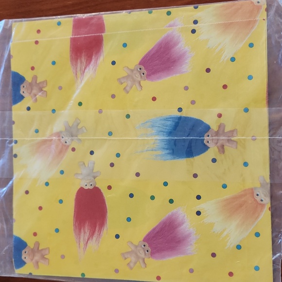 Troll gift wrap 1992 - Picture 2 of 8